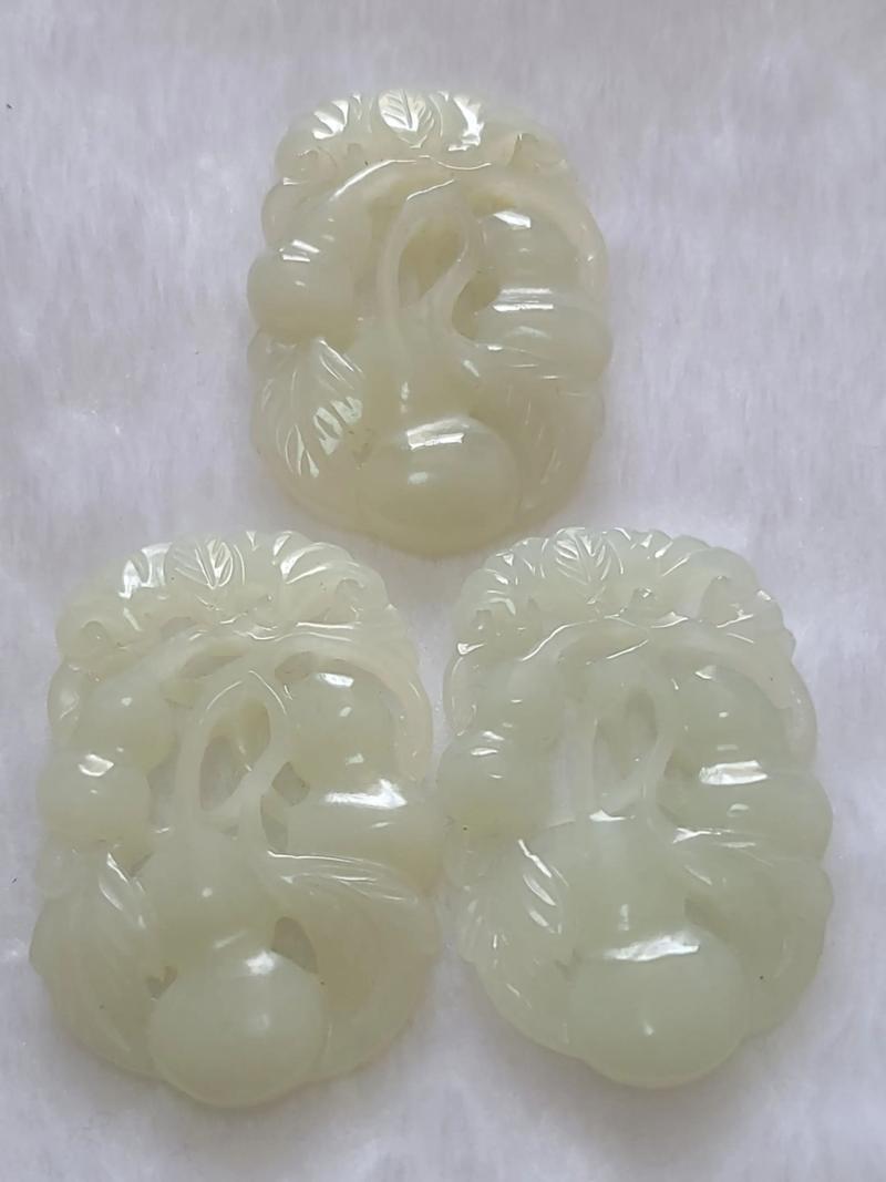 珠宝定制:在光影中捕捉永恒